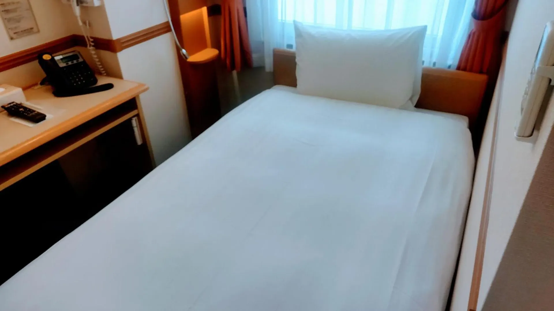 Toyoko Inn Shin-Osaka Chuo-Guchi Shinkan 3*, Osaka