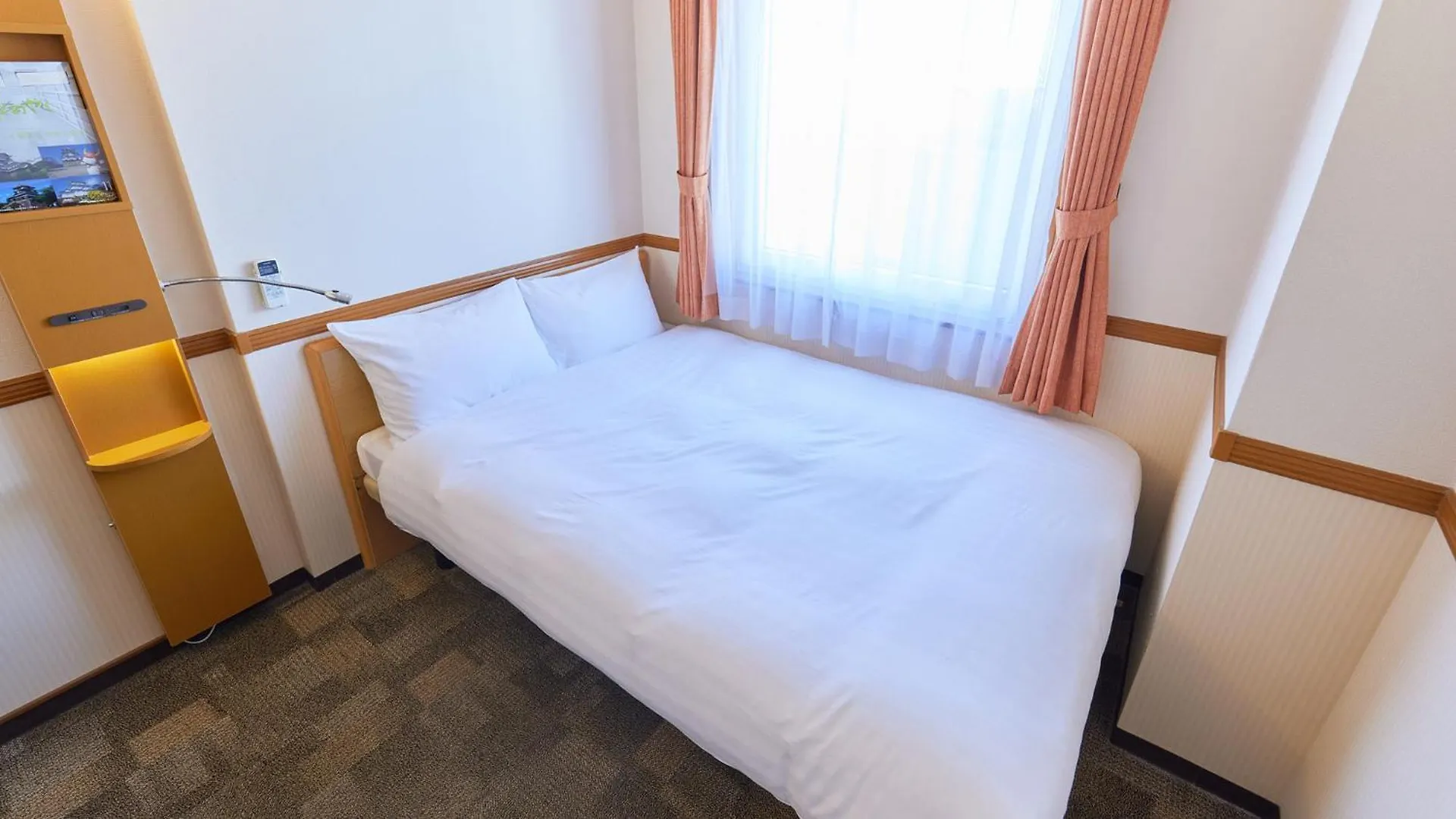 Toyoko Inn Shin-Osaka Chuo-Guchi Shinkan Hotel