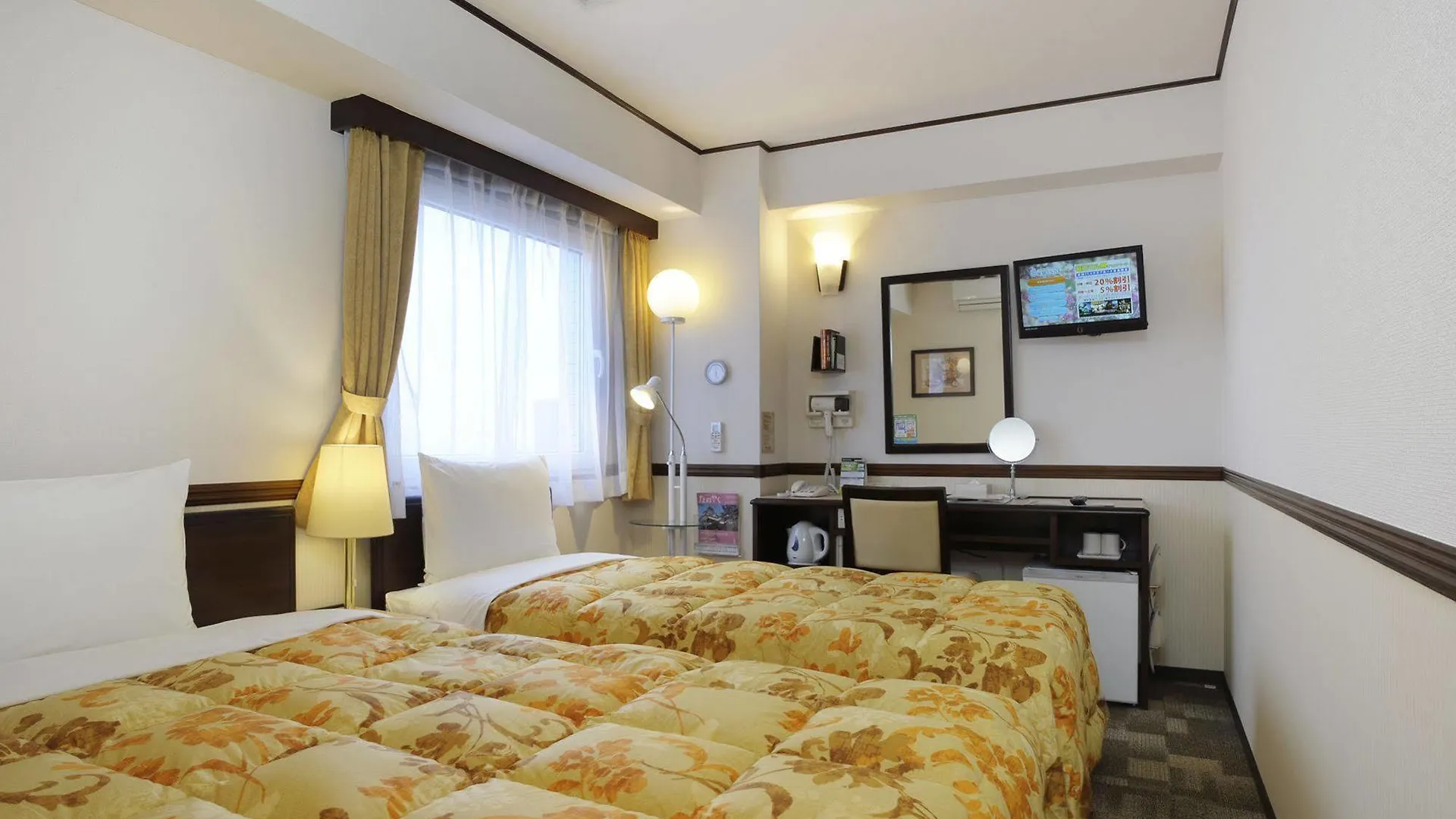 Toyoko Inn Shin-Osaka Chuo-Guchi Shinkan Japan