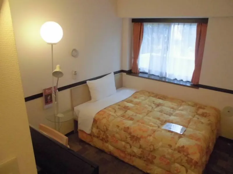 Toyoko Inn Shin-Osaka Chuo-Guchi Shinkan Hotel